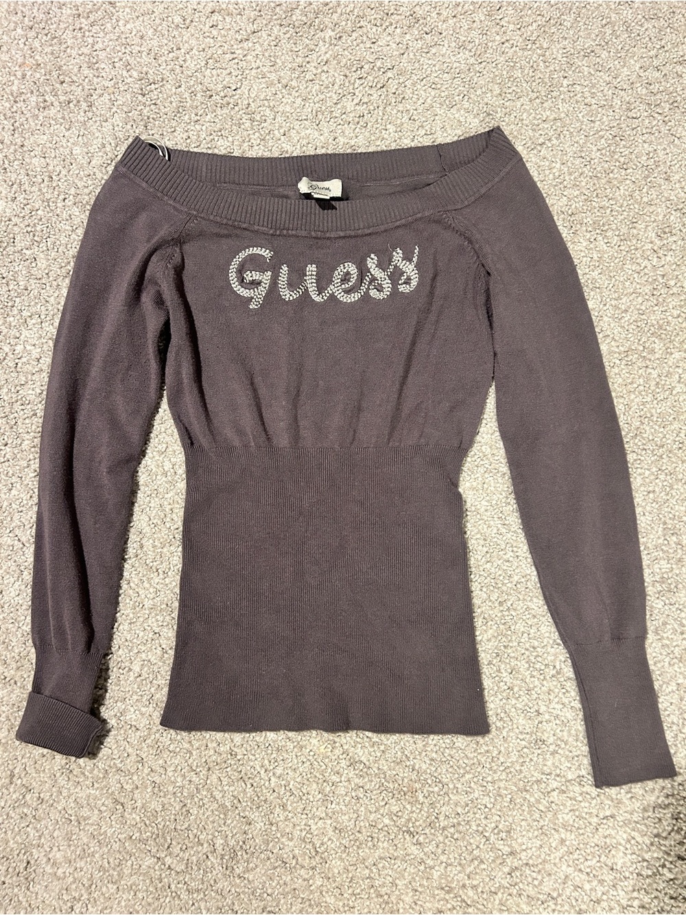 Guess Off-The-Shoulder Rhinestone Logo Ribbed Sweater Gray Size M